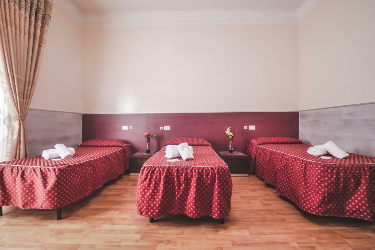 Vertex Guest House. * Rom