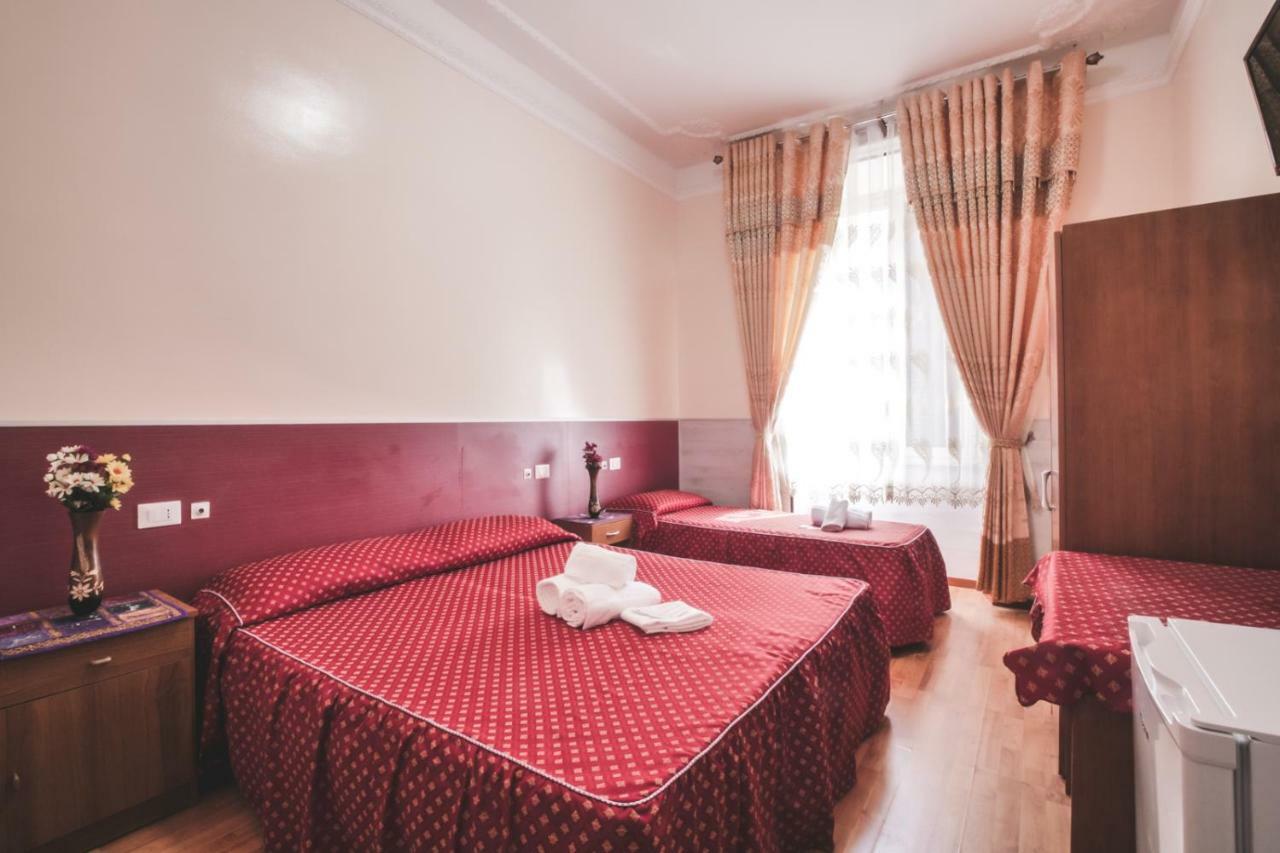Vertex Guest House. * Rom
